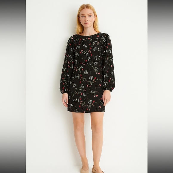 Willow and Clay floral dress large - Picture 2 of 6